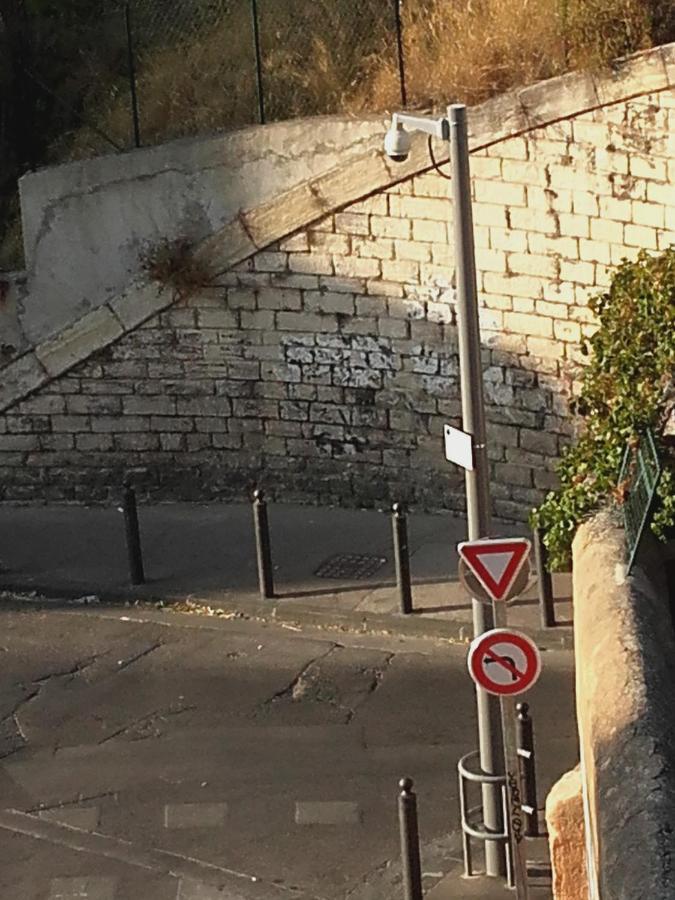 Boulevard Boues Marseille Bagian luar foto