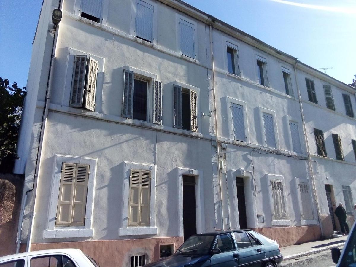 Boulevard Boues Marseille Bagian luar foto