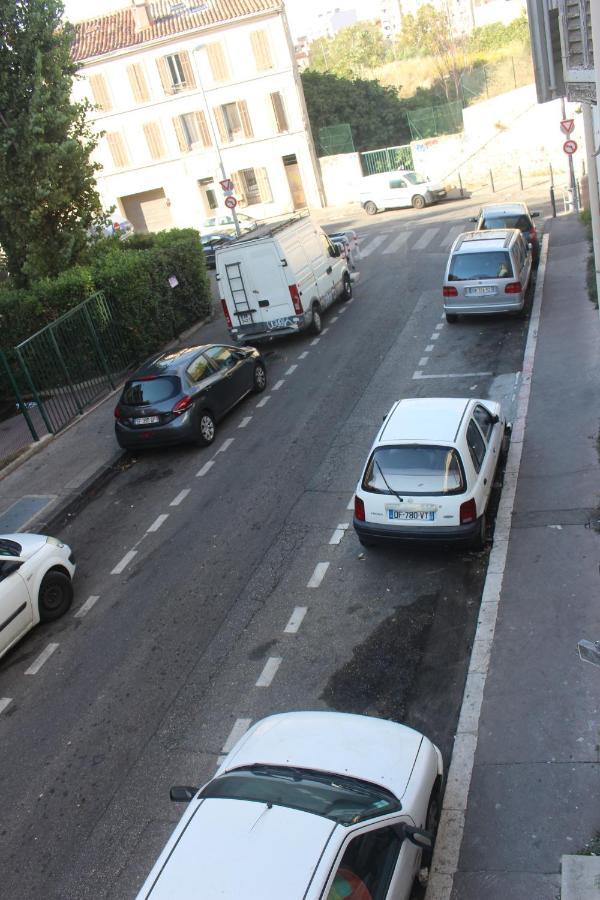 Boulevard Boues Marseille Bagian luar foto